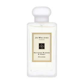 Jo Malone Nectarine Blossom & Honey spray, smooth application and light projection.