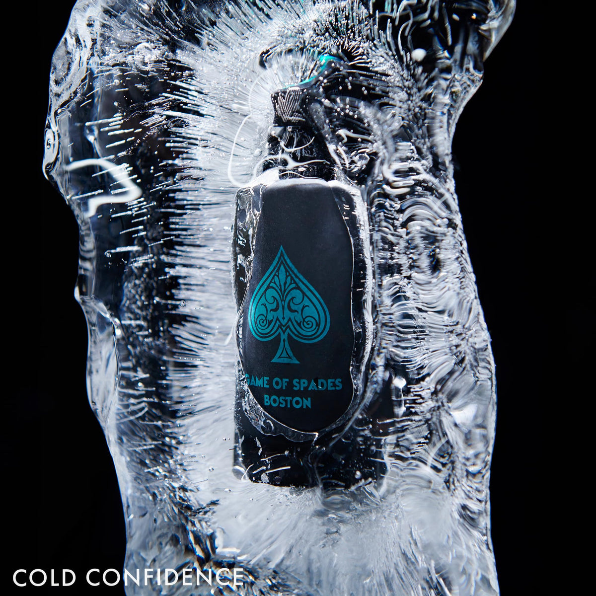 Jo Milano Game of Spades Boston base notes: cedar and vetiver create warmth