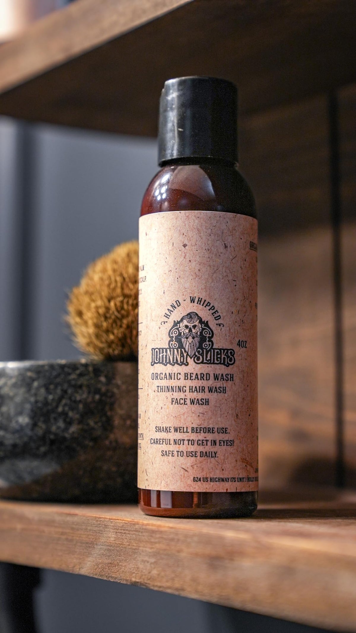 Argan and jojoba oils provide lightweight moisture for beard and skin