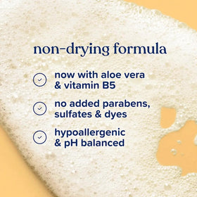 Johnson's Baby Shampoo no parabens and dyes label highlights clean ingredients
