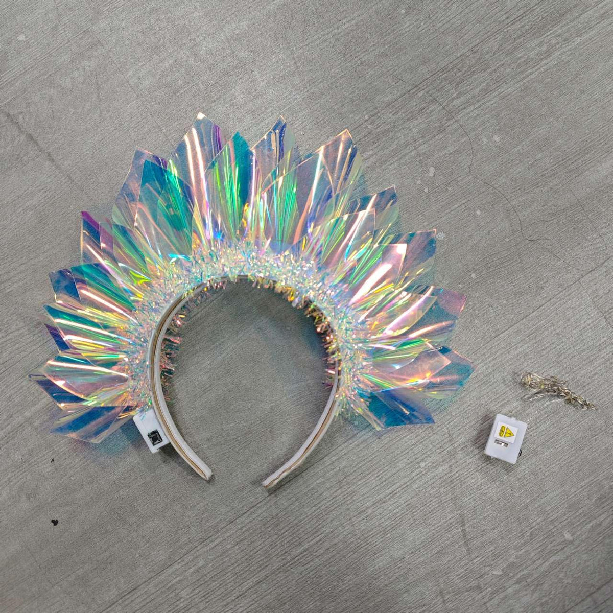 JONKY rave crown makes a sparkling, gift-worthy surprise for friends.
