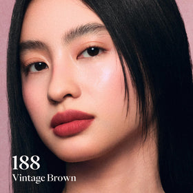 Close-up of feather-light, comfortable application from Joocyee Velvet Rouge Lipstick Pencil.