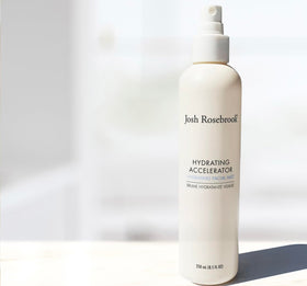 Close-up of cap on Hydrating Accelerator, showcasing easy spray.
