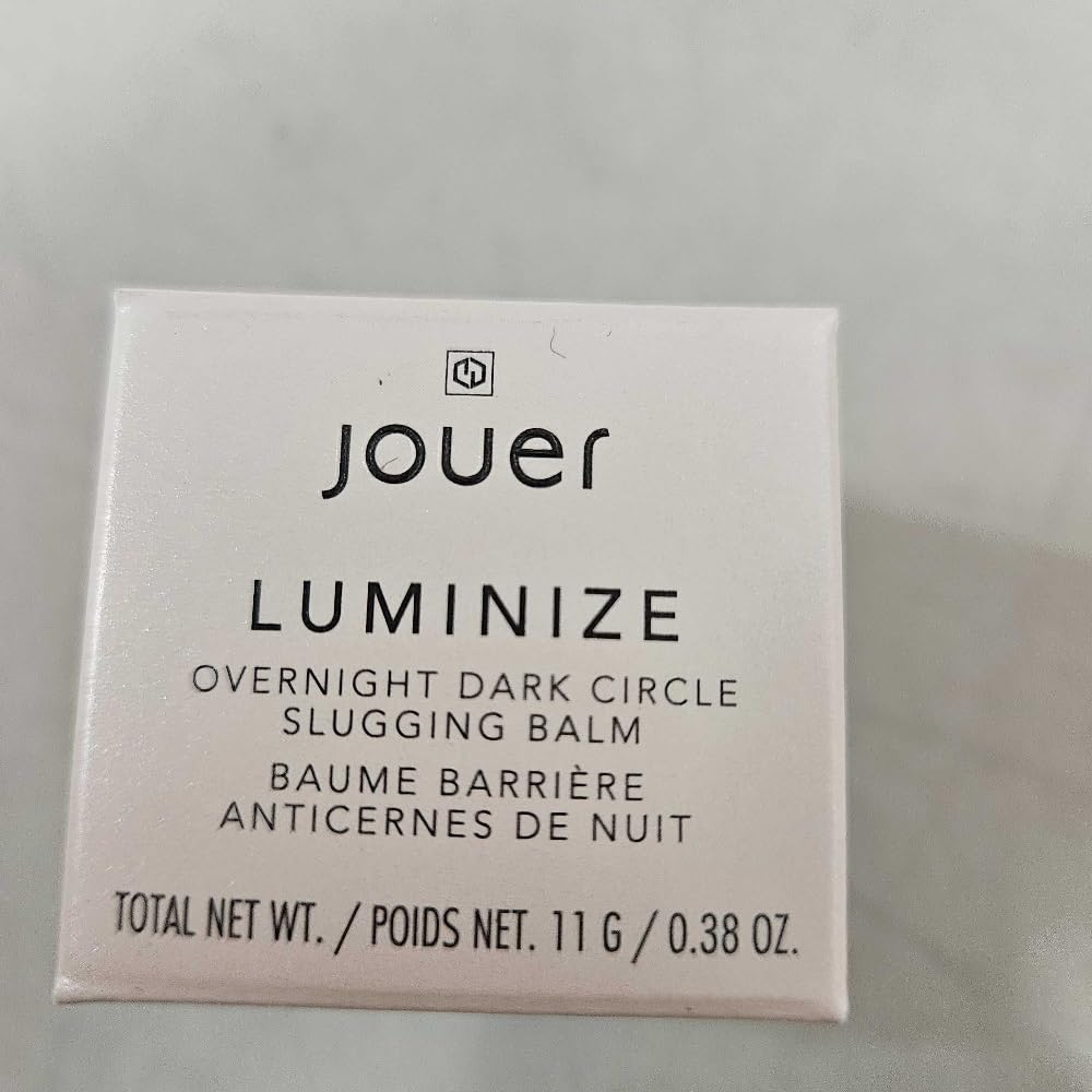 Jouer Luminize Vitamin C and E nourish skin with antioxidant support.