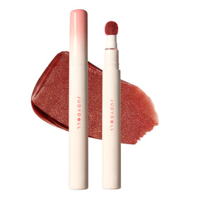 Judydoll Cushion Matte Lip Cream Maple Amber swatch for long-lasting color