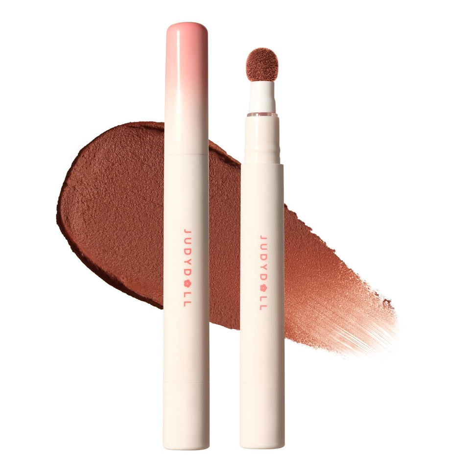 JUDYDOLL Cushion Matte Lip Cream Terra Sunset swatch, rich color with smooth glide