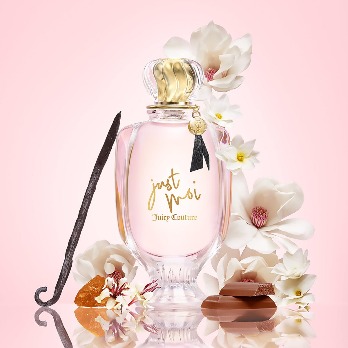 Juicy Couture Just Moi amber-vanilla scent swatch highlights warm profile