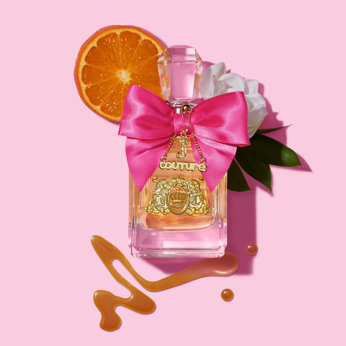 Juicy Couture Viva La Juicy night-life mood shot suggests evening allure.