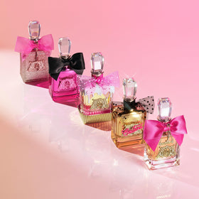 Honeysuckle element evokes fresh floral mid-notes in Viva La Juicy Noir.