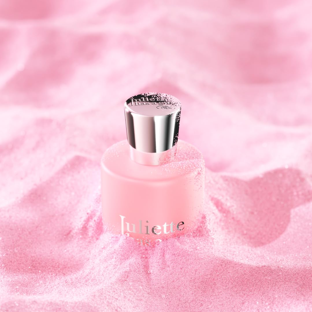Lifestyle shot of Powder Love evokes casual evenings or special occasions.