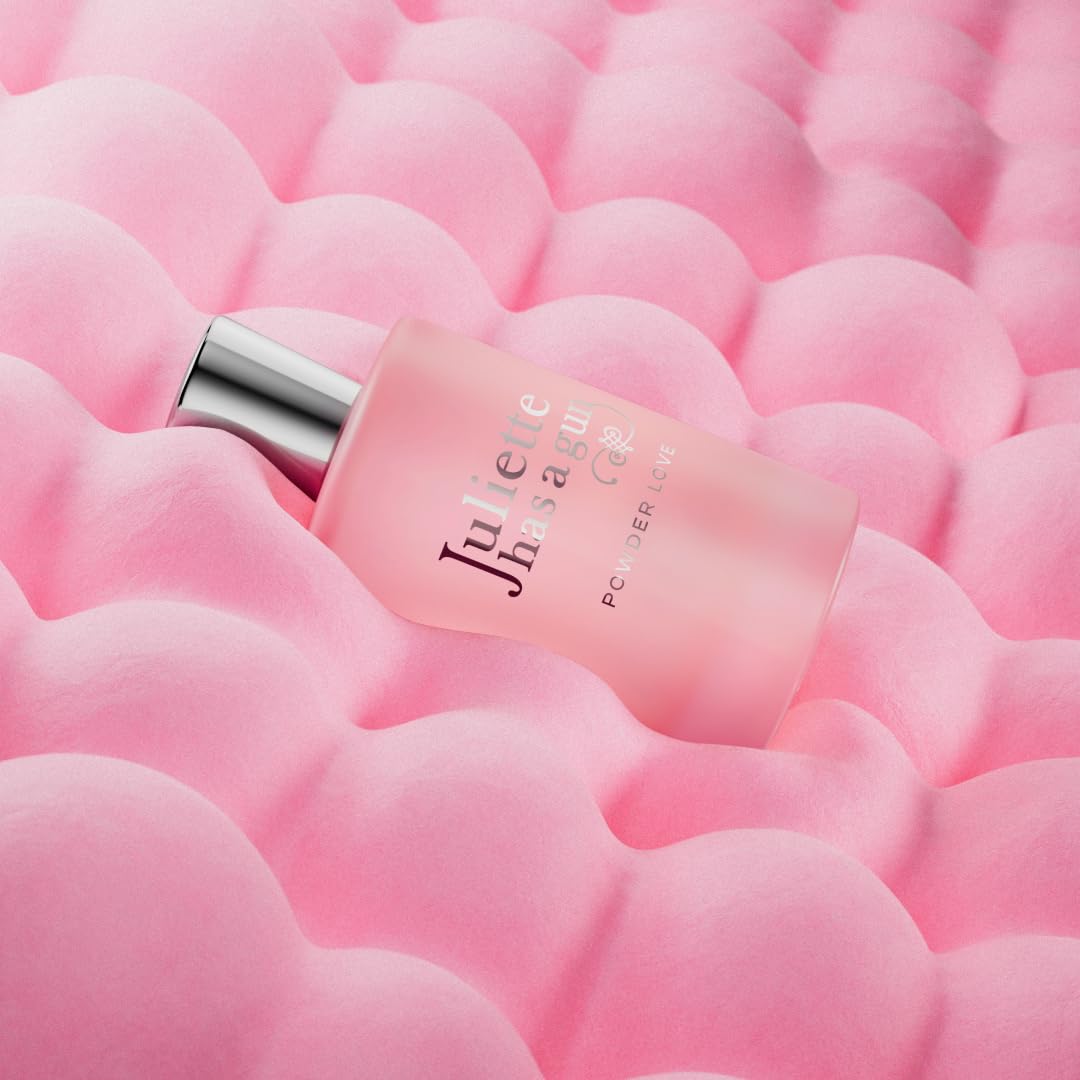 Spray nozzle close-up demonstrates easy application and lasting impression.
