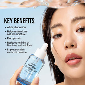 JUMISO Waterfull Serum applied to damp skin demonstrates hydration lock