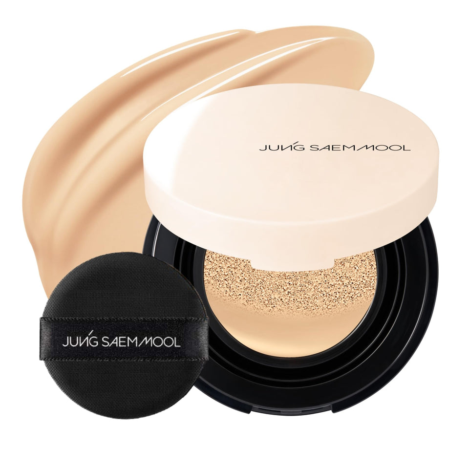 Jung Saem Mool Essential Skin Nuder Cushion packaging highlights light-diffusing finish.