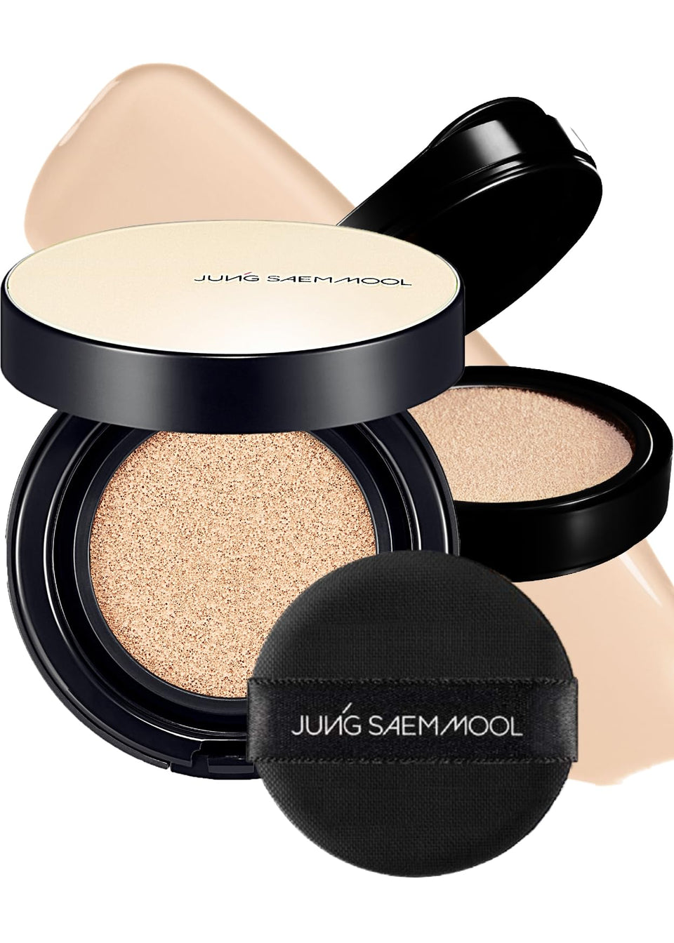 Jung Saem Mool Essential Skin Nuder cushion compact in porcelain shade shows all-day coverage.