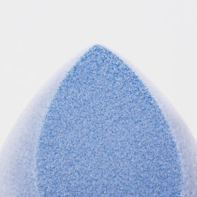 JUNO & Co. sponge final look delivering even, airbrushed-like coverage