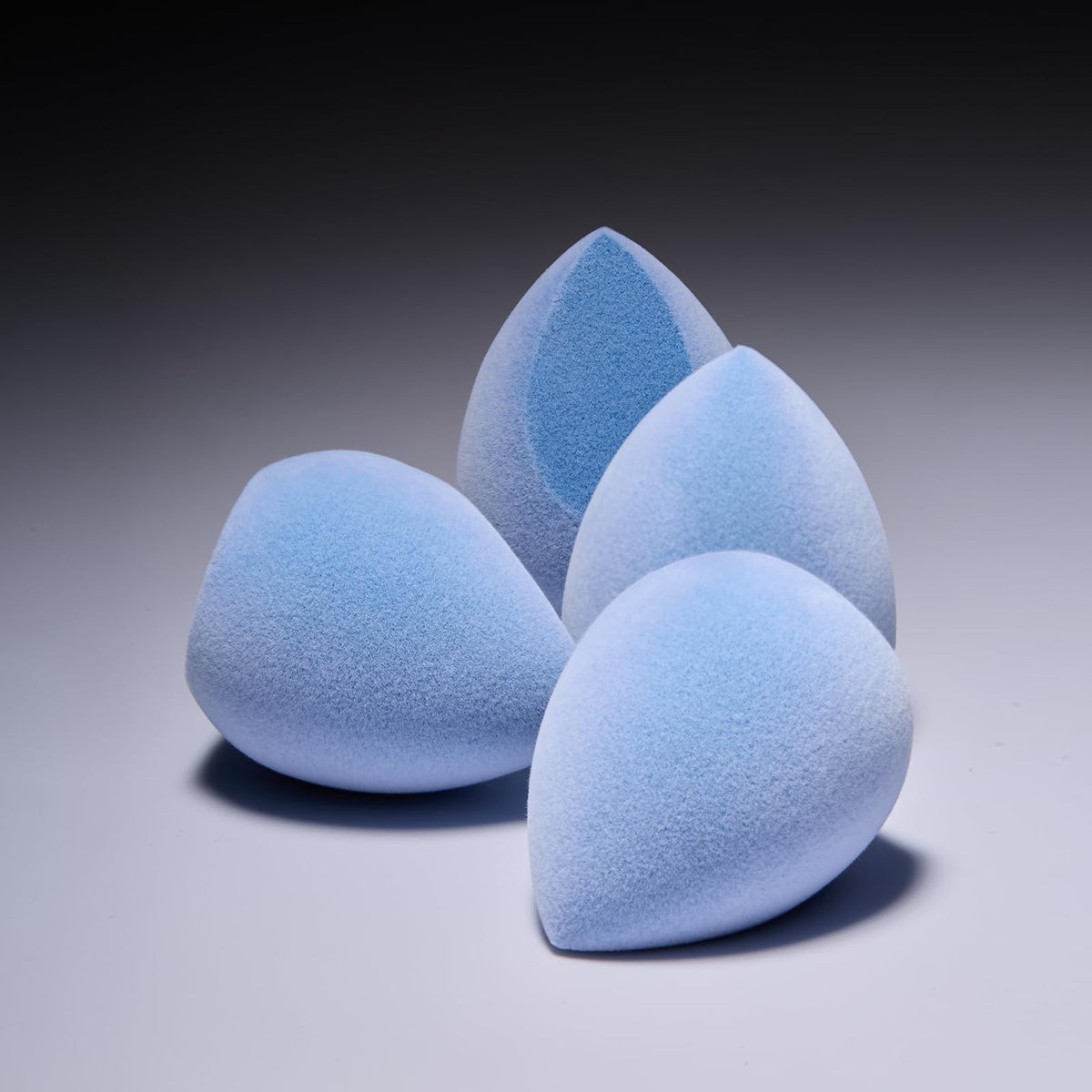 JUNO & Co. sponge close-up showing ultra-soft microfiber fibers for smooth application