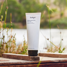Jurlique avocado rosehip oils nourishing blend for balanced moisture.