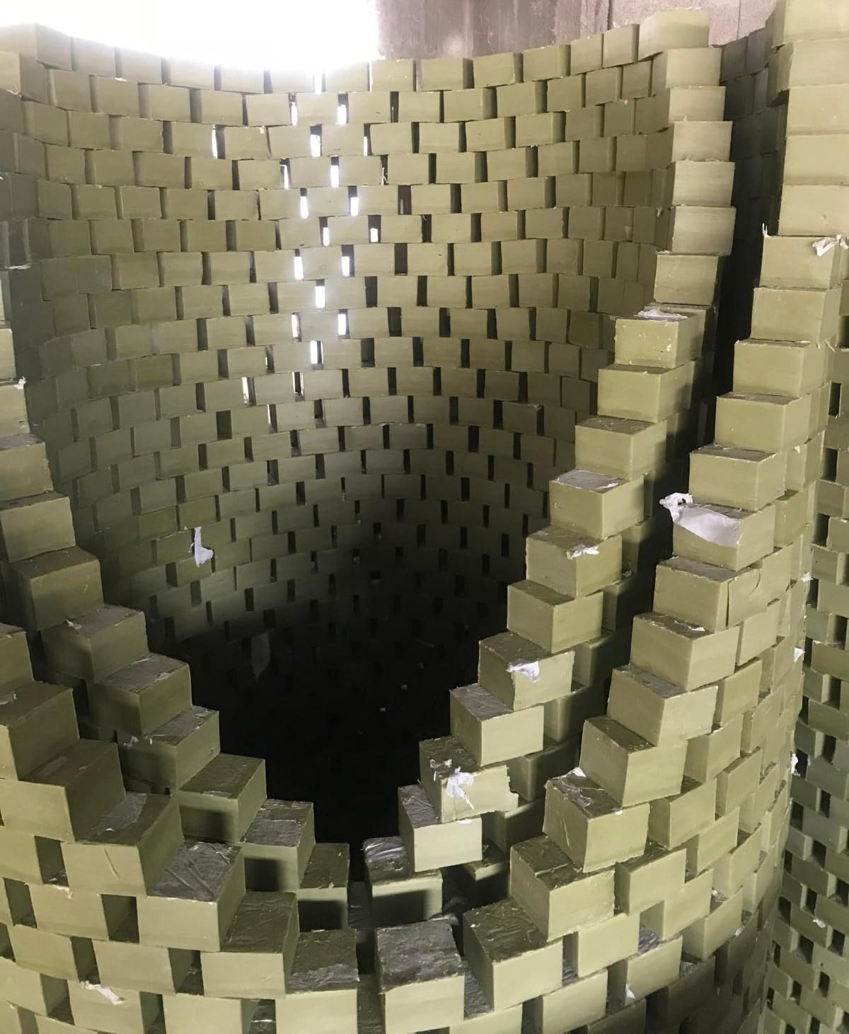 JUSIZA packaging and sustainability details for recyclable materials.