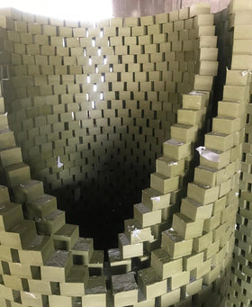 JUSIZA packaging and sustainability details for recyclable materials.