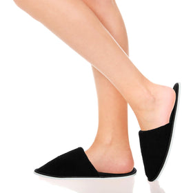 Juvale spa slippers with slip-resistant soles for safe indoor walking.