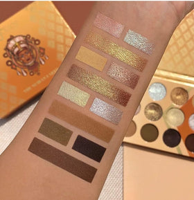 Juvia's Place Nubian Earth matte tan smooths application for everyday definition.