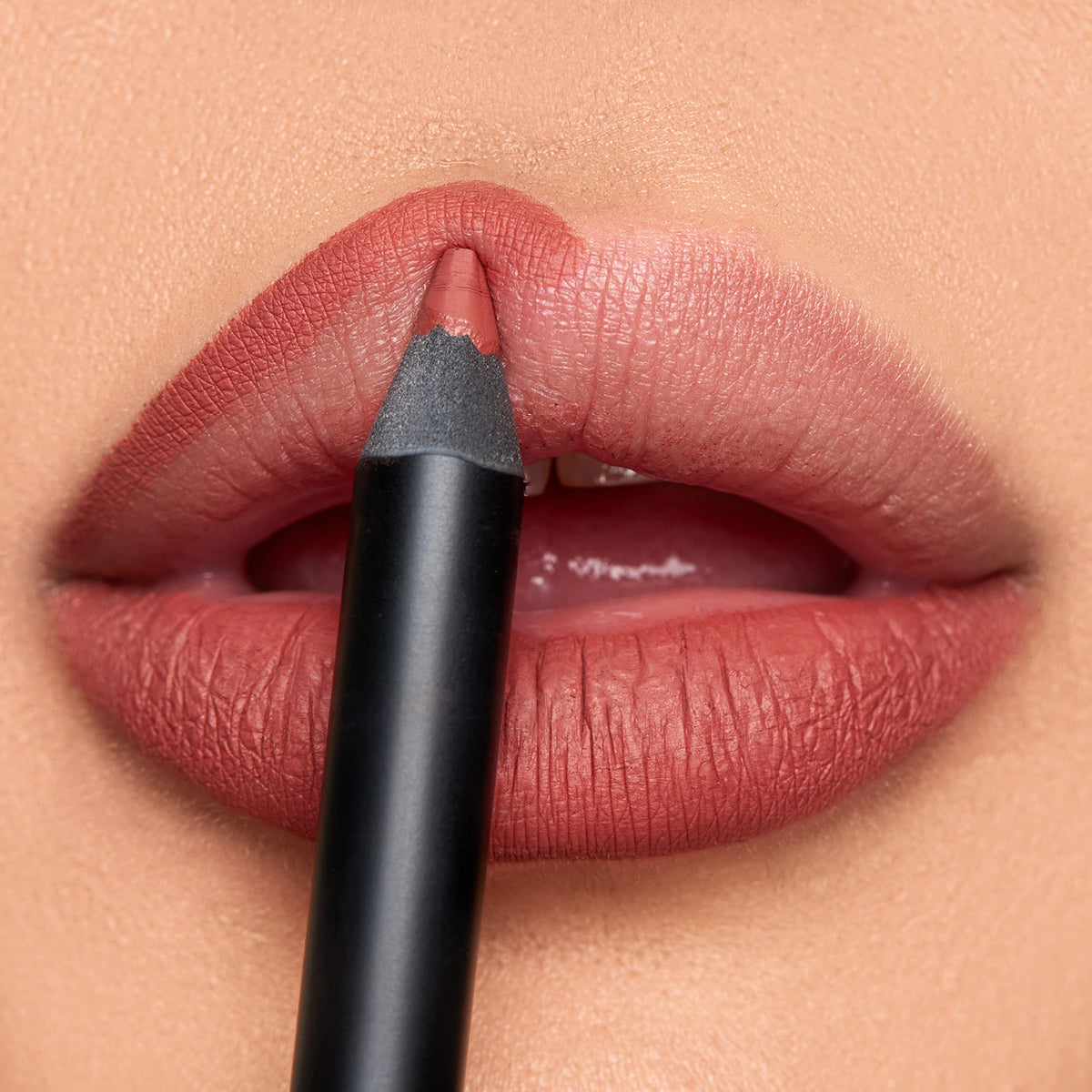 K7L Rustic Brown Lip Crayon Toast front swatch for all-day, smudge-proof color.