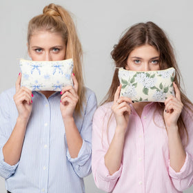 Kacctyen 12-pack makeup bags offer varied designs for sharing or gifting.