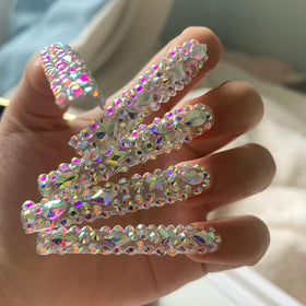 Kaipheiquan wide-application rhinestones for nails, makeup, crafts and more.