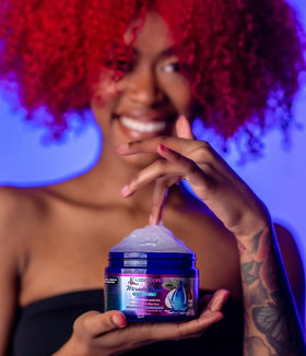 KALEIDOSCOPE MIRACLE DROPS Styler Gel defines texture with flexible hold.
