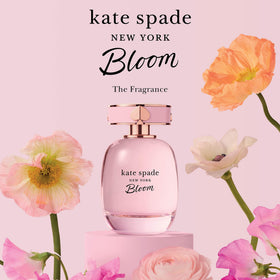 Kate Spade Bloom apple note signals crisp freshness at opening.