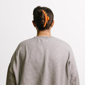 KAXI Hair Claw action supports thick and thin hair.