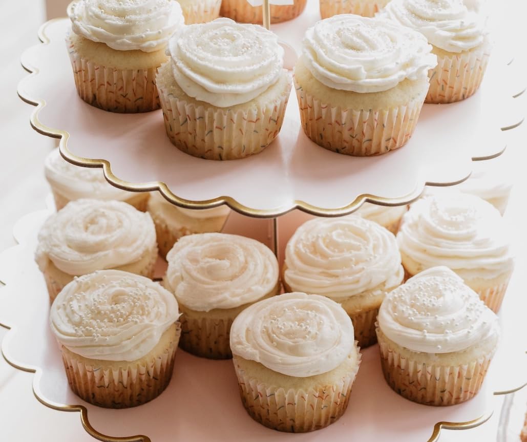 Layer Vanilla Candy Rock Sugar 42 with Vanilla 28 for a personalized scent.