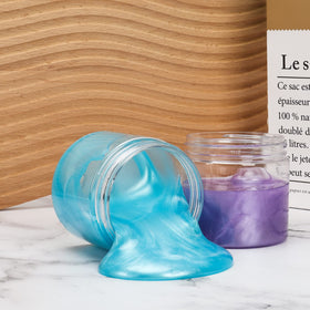 Keketin airtight screw-lid jar with foam liner preserves freshness.