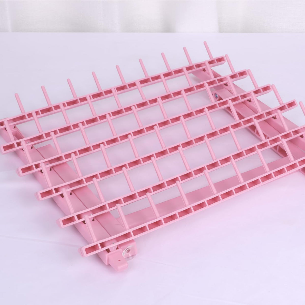 Kelukeya Braid Rack 60 spools in-use station for efficient braiding