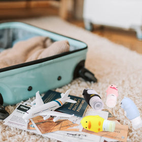 Kemozaka colorful animal characters add fun styling to your travel bottles.