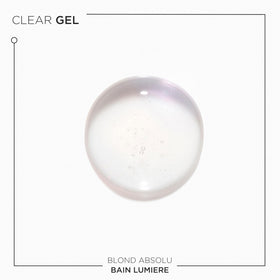 Cap and bottle seal shown highlighting hydration preservation in the Lumière routine.