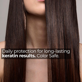 Kerazon Professional shampoo foam closeup showing rich lather without sulfate residue.