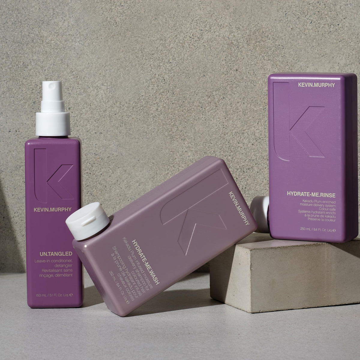 KEVIN.MURPHY Hydrate-Me.Wash silky hair close-up showing smooth texture after wash