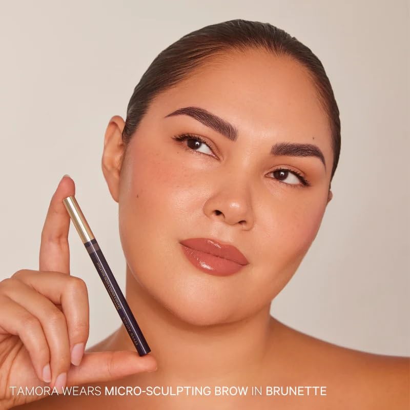 Kevyn Aucoin Micro-Sculpting Brow Brunette applying strokes for fuller brows.