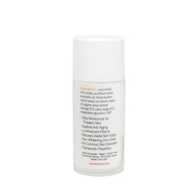 Keys Luminos PLUS creamy moisturizer texture ideal for makeup-friendly application
