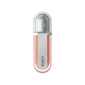 KIKO Milano 3D Hydra Xtreme Lipgloss 04 on lips delivering instant shine and plump