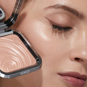 KIKO Milano Glow Fusion Intense adds subtle glow to nose bridge and brow arch