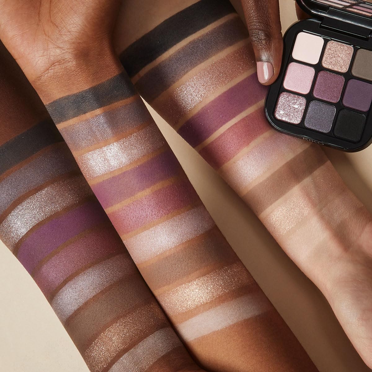 Kiko Milano Glamour Multi Finish Palette 04: travel-friendly packaging for quick makeup on the move.