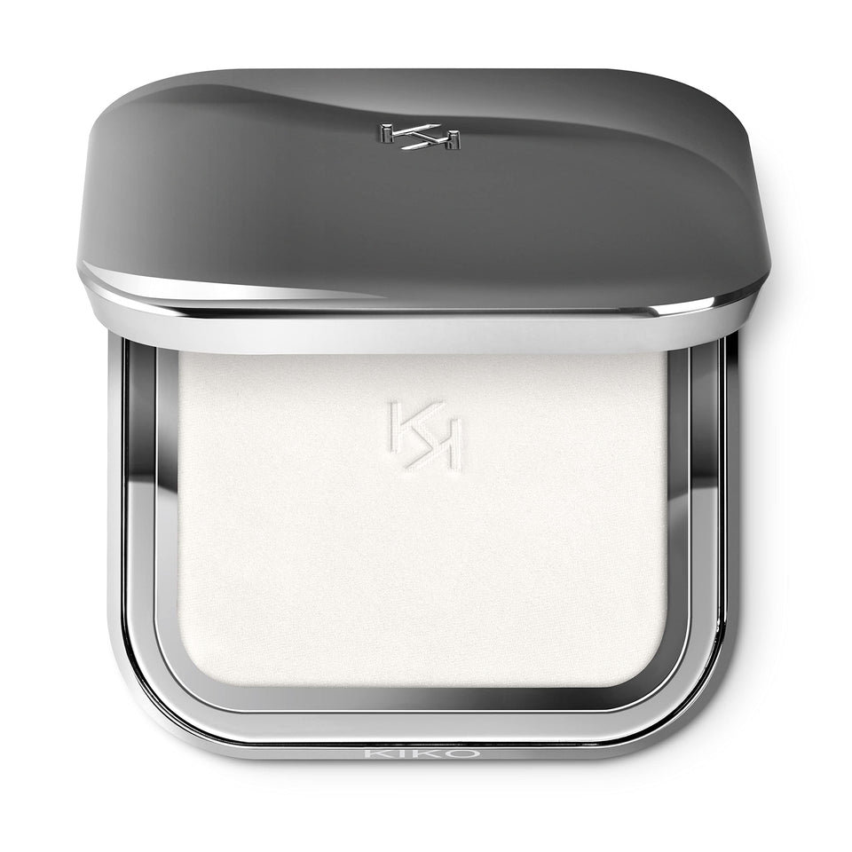 KIKO Milano Universal Veil powder compact delivers a smooth matte finish for all skin types.