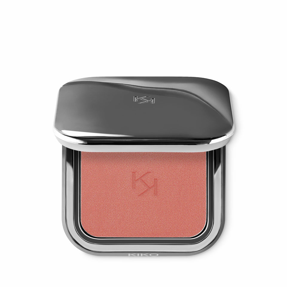 KIKO Milano Unlimited Blush 03 compact with mirror for on-the-go touch-ups.