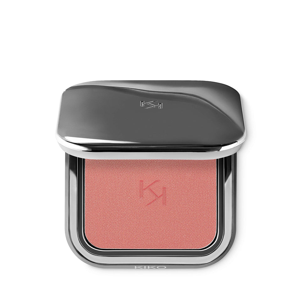 KIKO Milano Unlimited Blush 04 compact with matte finish adds natural color to cheeks