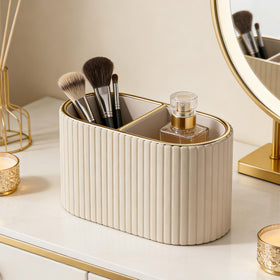KINGFOM dual compartments organize brushes, cosmetics, and tools for quick daily routines.