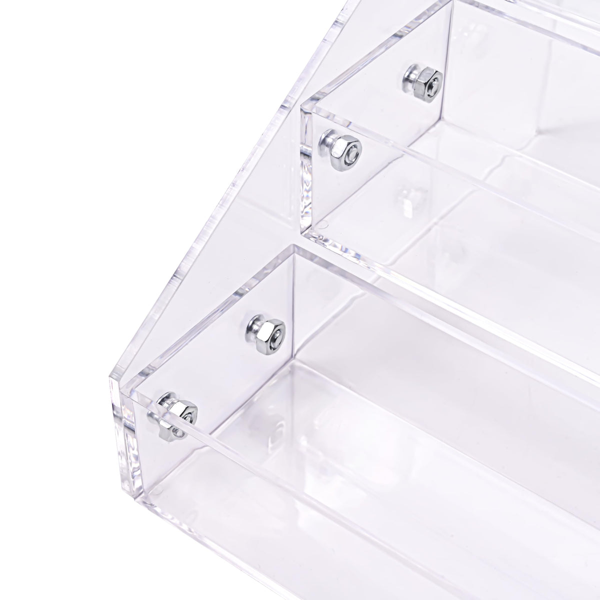 Kingtaily dresser-friendly display keeps items tidy and within reach.
