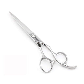 KINSARO balanced cutting action image emphasizes steady control during use.