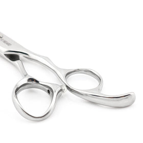 KINSARO Japanese craftsmanship closeup highlights durable blade construction.